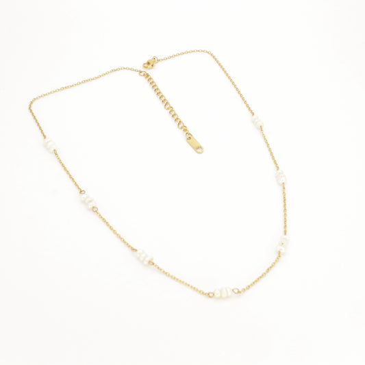 ALEJA Necklace